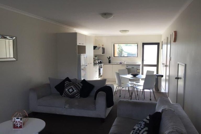 Photo of property in 24/94 Glengarry Road, Glen Eden, Auckland, 0602