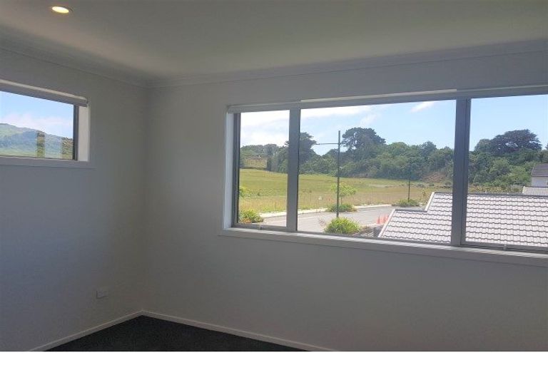 Photo of property in 58 Pateke Drive, Kenepuru, Porirua, 5022
