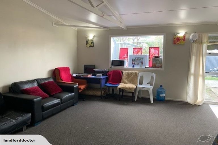 Photo of property in 18 Mcannalley Street, Manurewa East, Auckland, 2102