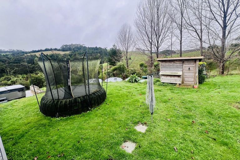 Photo of property in 33 Cory Road, Kaukapakapa, 0873