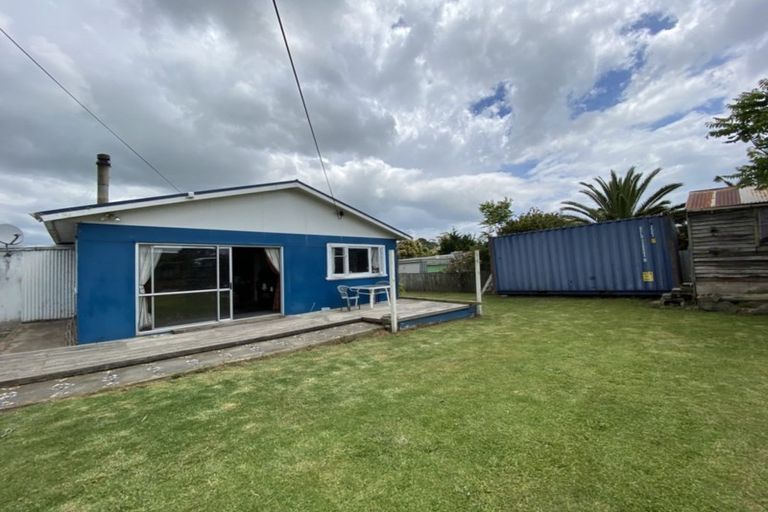 Photo of property in 42 West Coast Road, Te Kopuru, 0371