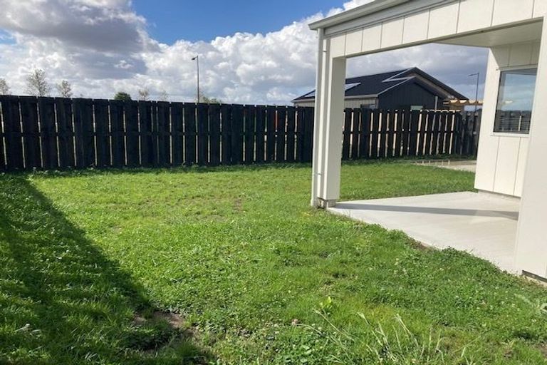 Photo of property in 12b Rahui Street, Strathmore Park, Wellington, 6022