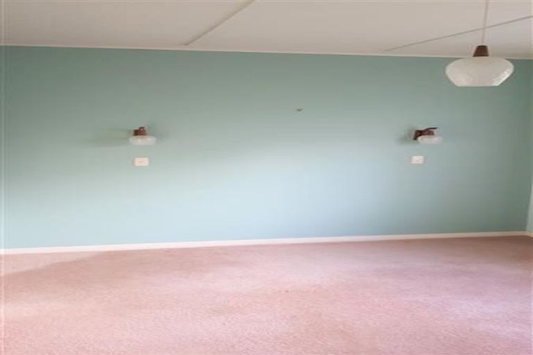 Photo of property in 18 Bell Street, Welbourn, New Plymouth, 4310