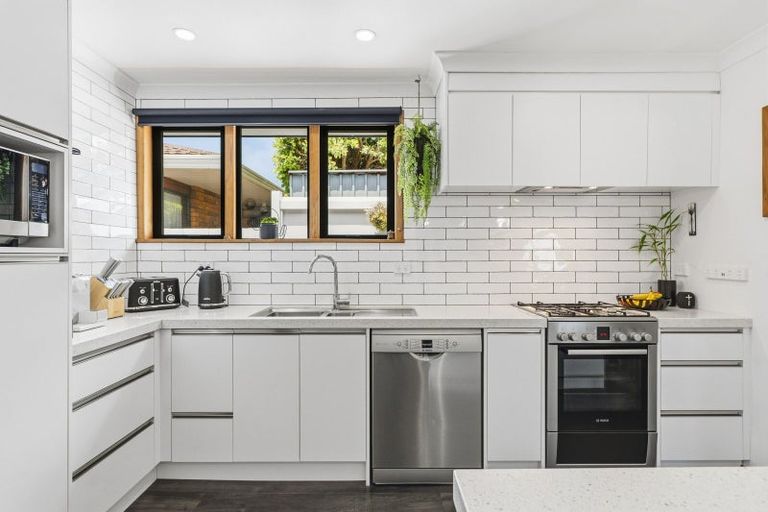 Photo of property in 75 Campbell Road, Mount Maunganui, 3116