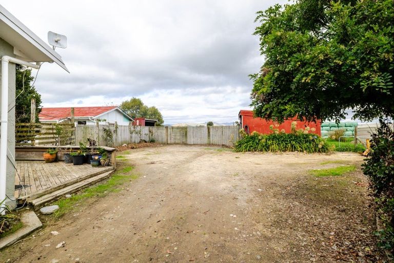 Photo of property in 472 Range Road, Woodville, 4997