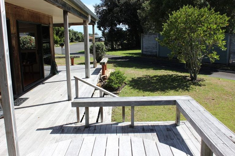 Photo of property in 119 Rimu Place, Matarangi, Whitianga, 3592