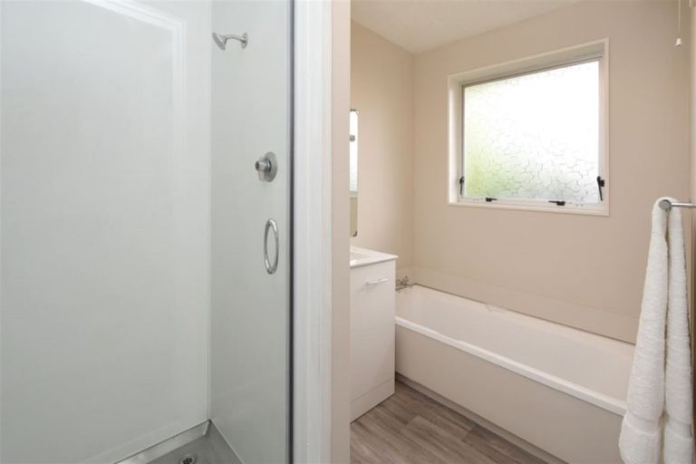 Photo of property in 4/104 Picton Avenue, Riccarton, Christchurch, 8011