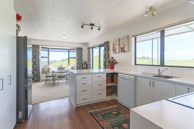 Photo of property in 1091 Upland Road, Egmont Village, Inglewood, 4386