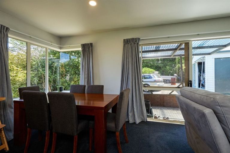 Photo of property in 42 Kotare Place, South Bay, Kaikoura, 7300