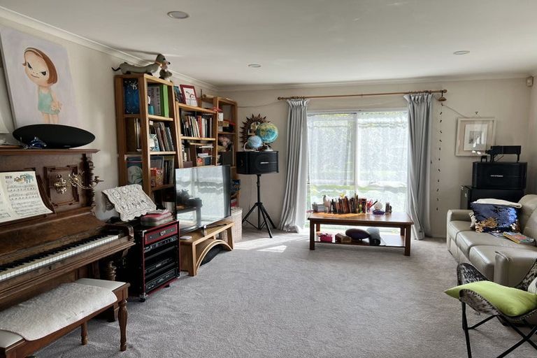 Photo of property in 14 Lucas Way, Albany, Auckland, 0632