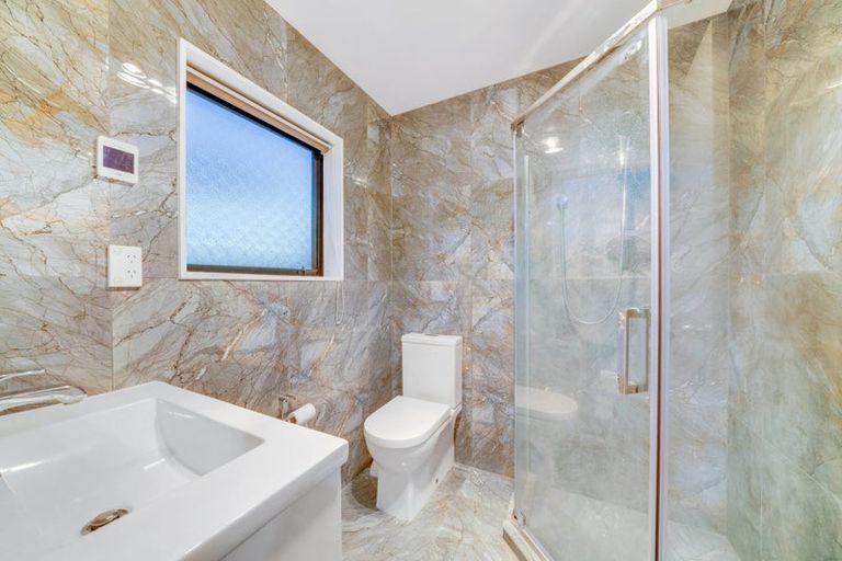 Photo of property in 43a Thompson Terrace, Manurewa, Auckland, 2102