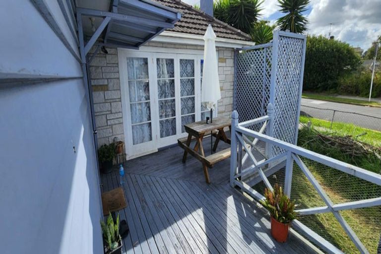 Photo of property in 273 Puhinui Road, Papatoetoe, Auckland, 2025
