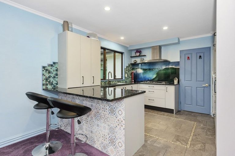 Photo of property in 35 Nielsen Gardens, Rototuna, Hamilton, 3210