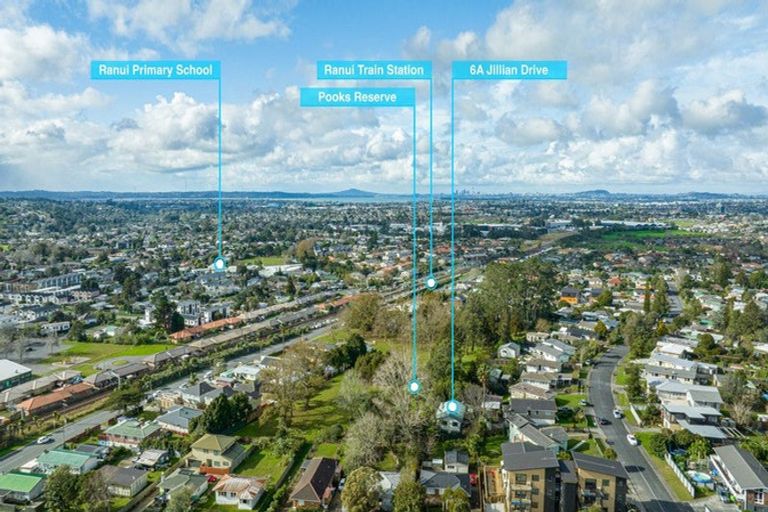 Photo of property in 6a Jillian Drive, Ranui, Auckland, 0612