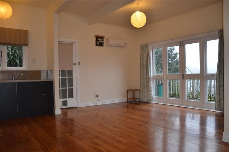 Photo of property in 108 Maida Vale Road, Roseneath, Wellington, 6011