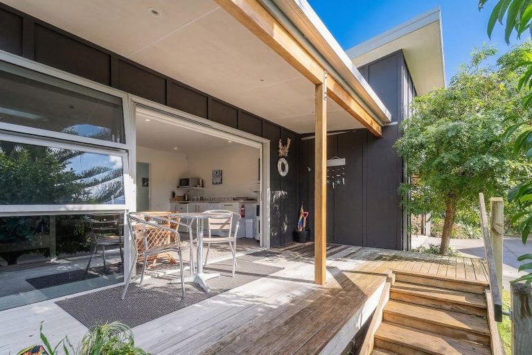 Photo of property in 36 Oyster Drive, Cooks Beach, Whitianga, 3591