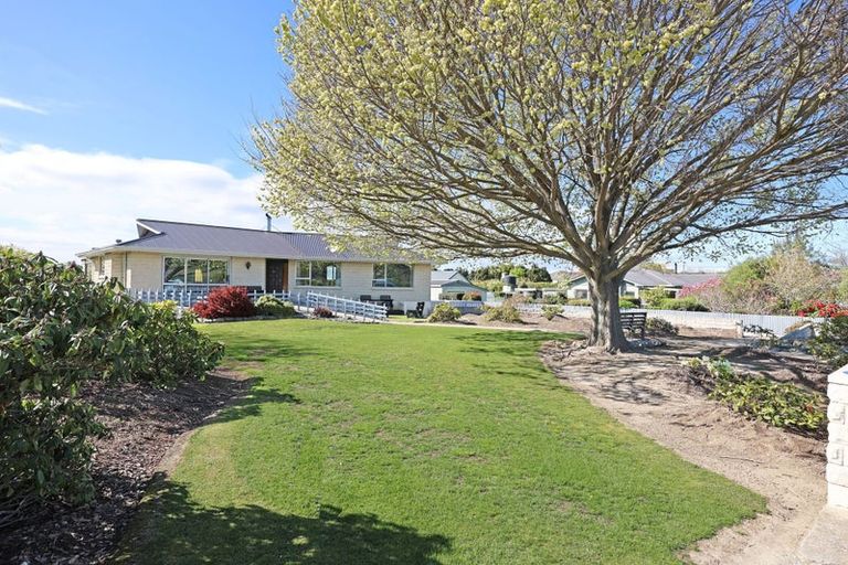 Photo of property in 16 Percy Street, Weston, Oamaru, 9401