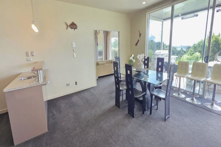 Photo of property in 34 Holcombrooke Lane, Welcome Bay, Tauranga, 3175