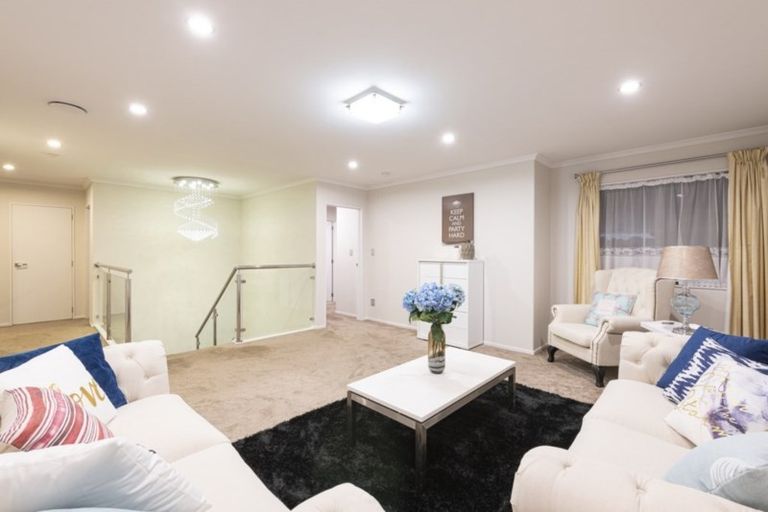Photo of property in 3 Moville Drive, Flat Bush, Auckland, 2019