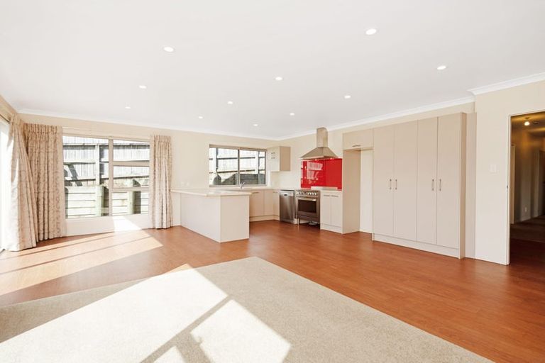 Photo of property in 99 Bing Lucas Drive, Tawa, Wellington, 5028