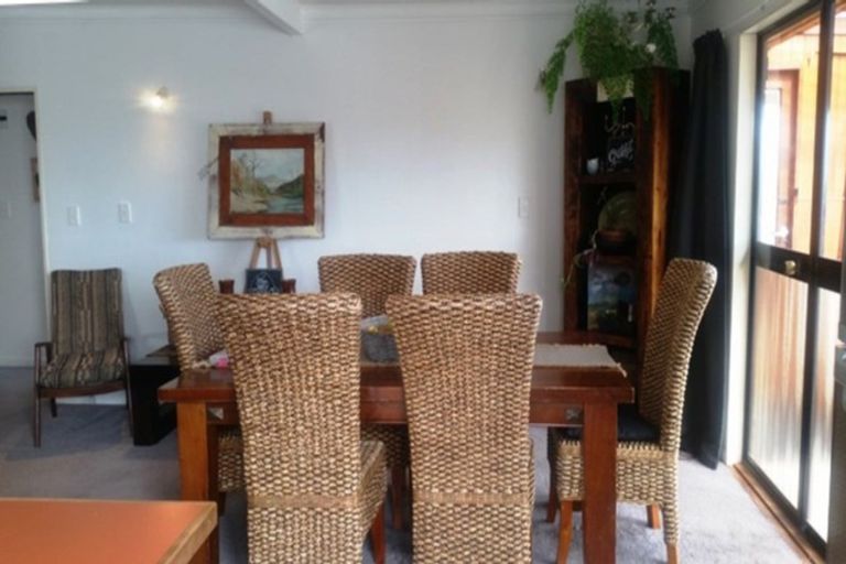 Photo of property in 21b Huia Street, Waikanae, 5036