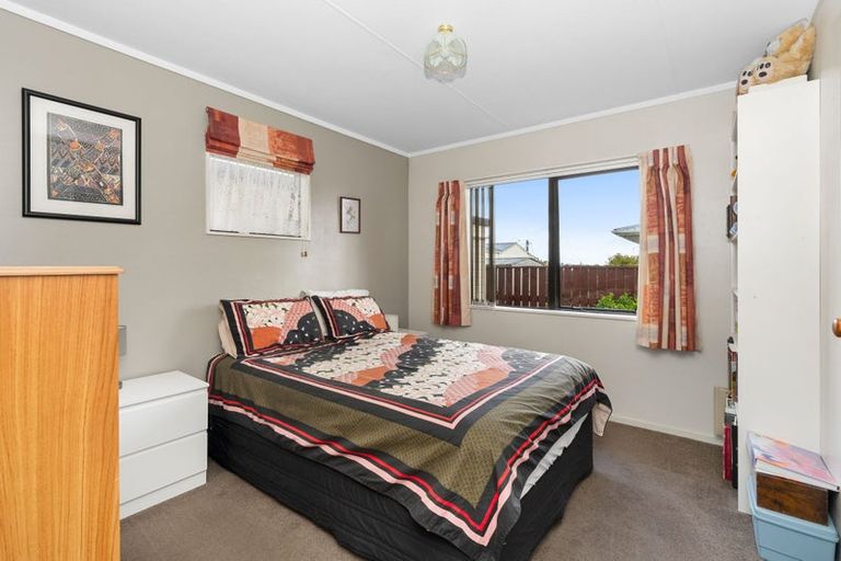 Photo of property in 24a Perth Street, Levin, 5510