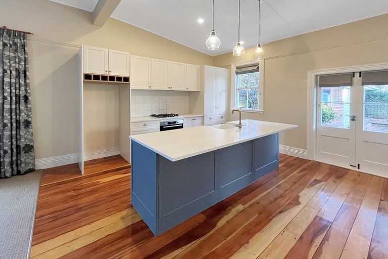 Photo of property in 46 Lombard Street, Palmerston North, 4410