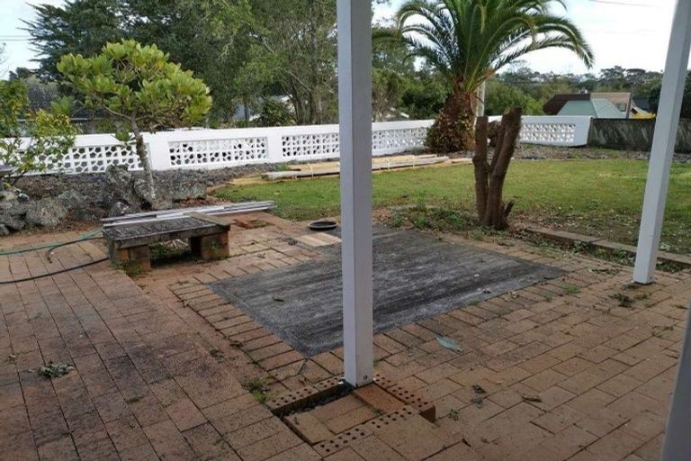 Photo of property in 1/11 Park Avenue, Northcote, Auckland, 0626