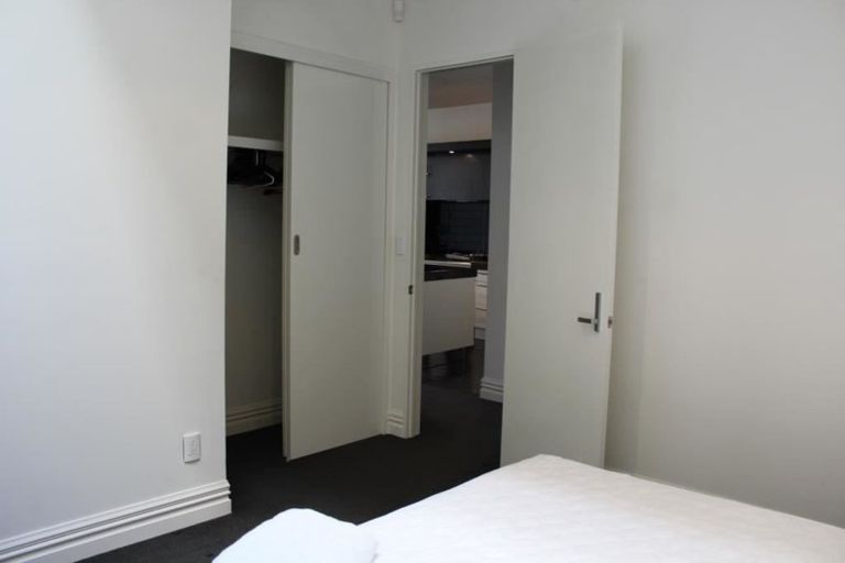 Photo of property in 2/49 Bond Street, Dunedin Central, Dunedin, 9016