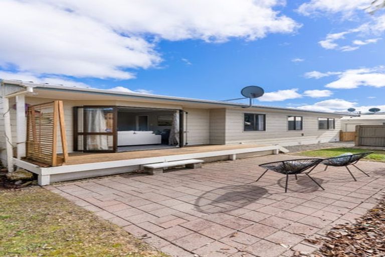 Photo of property in 10 Maclean Street, Wallaceville, Upper Hutt, 5018