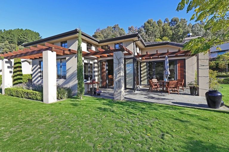 Photo of property in 114 Kent Terrace, Taradale, Napier, 4112