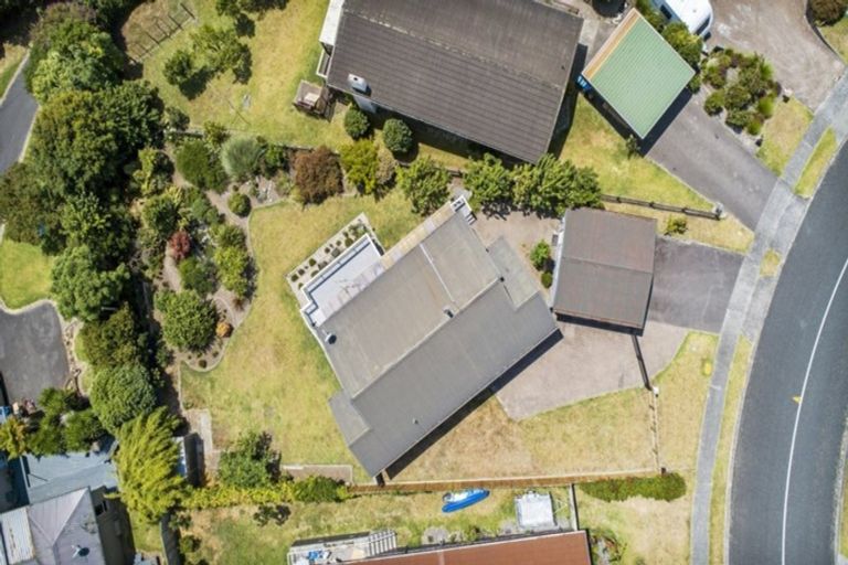 Photo of property in 25 Endeavour Avenue, Welcome Bay, Tauranga, 3112