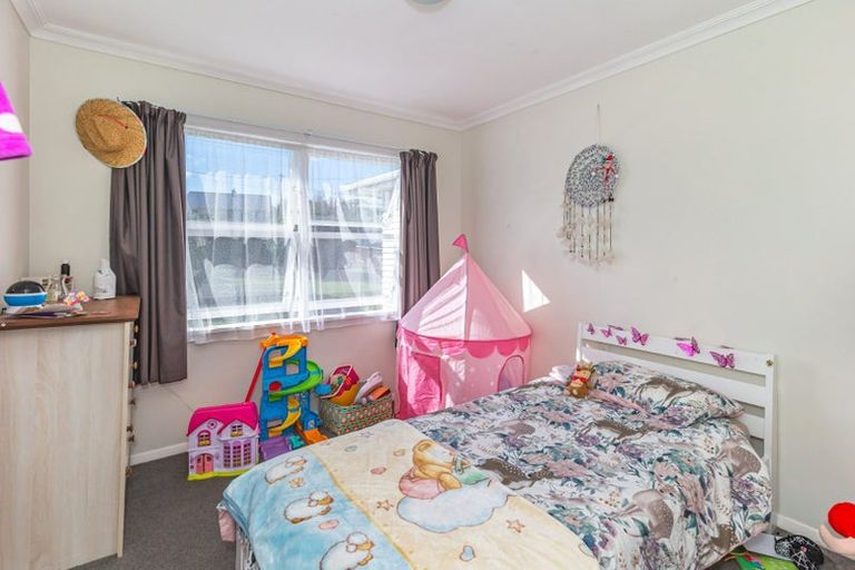Photo of property in 41 Read Street, Levin, 5510