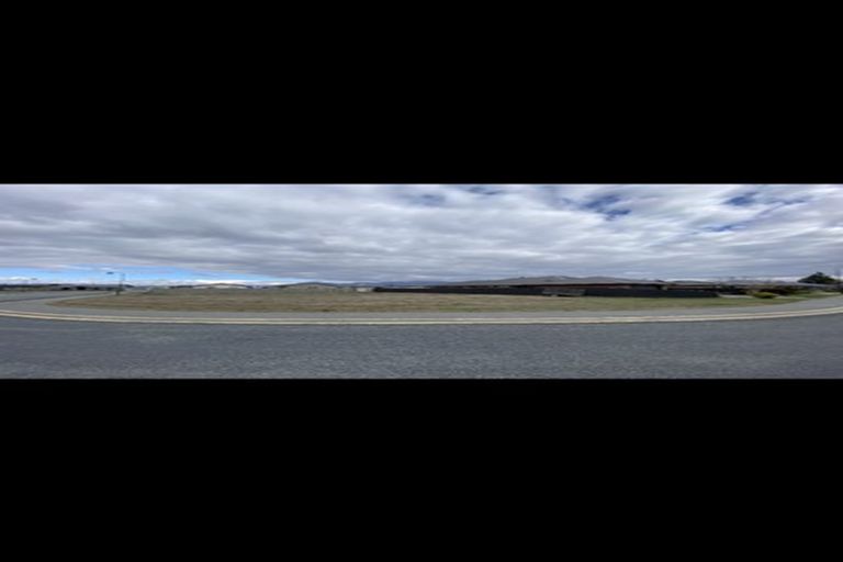 Photo of property in 2 Greenfield Place, Twizel, 7901