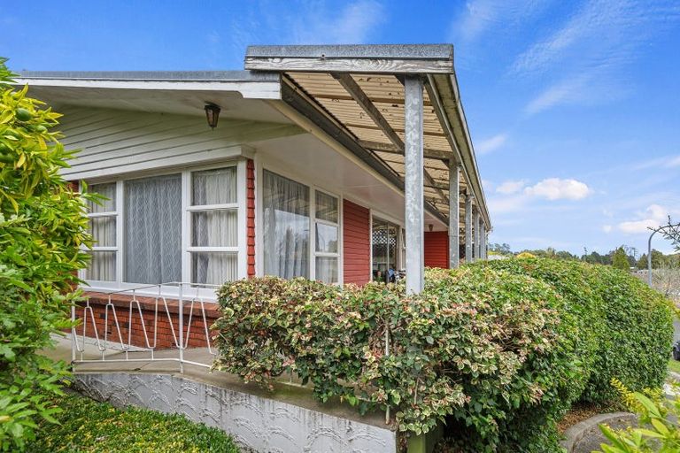 Photo of property in 22 Sutton Crescent, Hillcrest, Hamilton, 3216