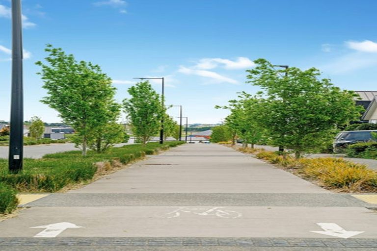 Photo of property in 10 Te Rata Boulevard, Karaka, 2124