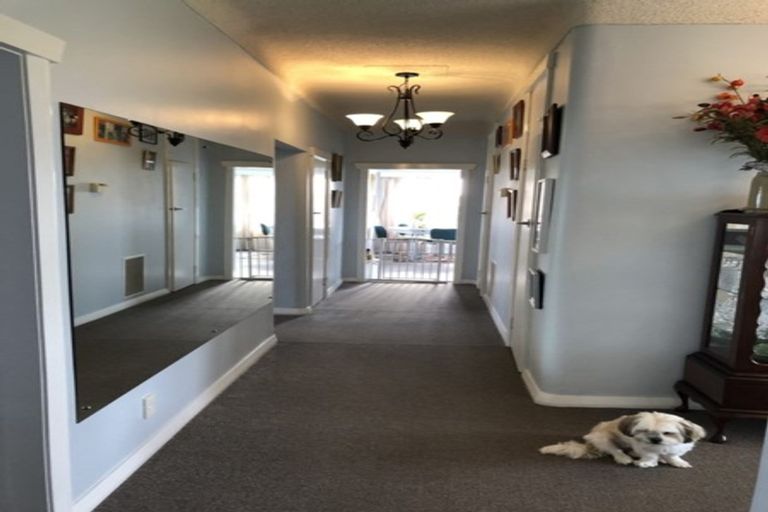 Photo of property in 11 Miranda Street, Stratford, 4332