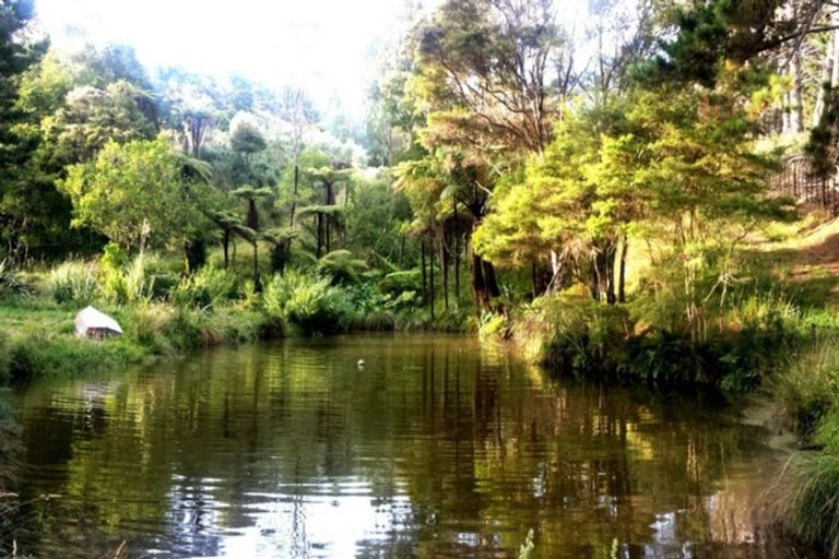 Photo of property in 639 Whitford Road, Whitford, 2571