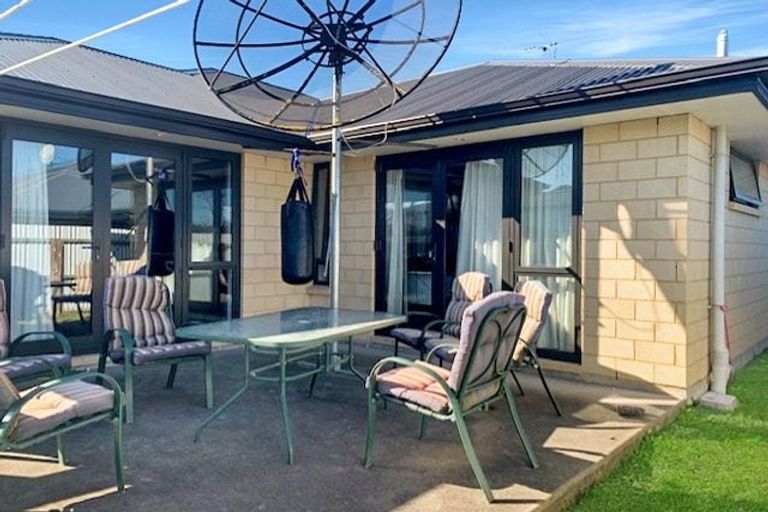 Photo of property in 122a Thomson Street, Tinwald, Ashburton, 7700