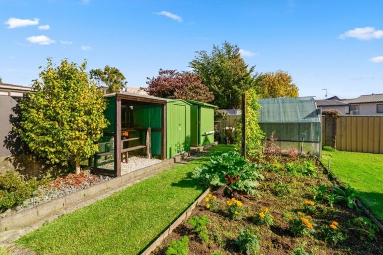 Photo of property in 24 Tawavale Street, Pukehangi, Rotorua, 3015