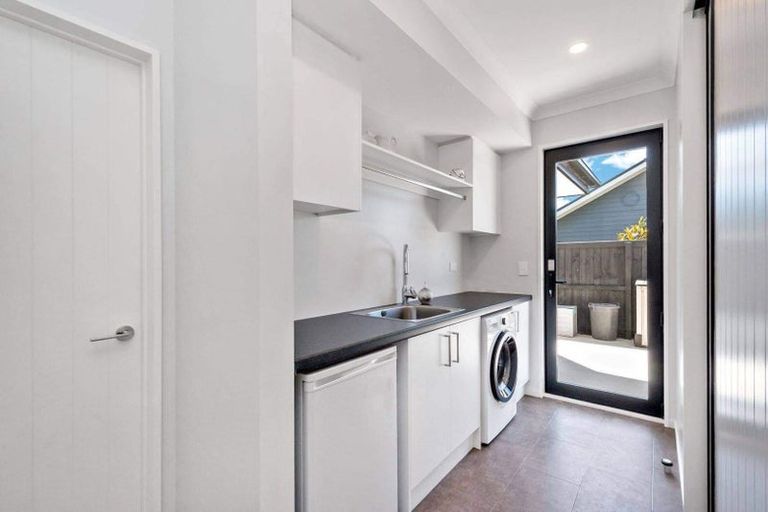 Photo of property in 10 Beak Street, Rolleston, 7615