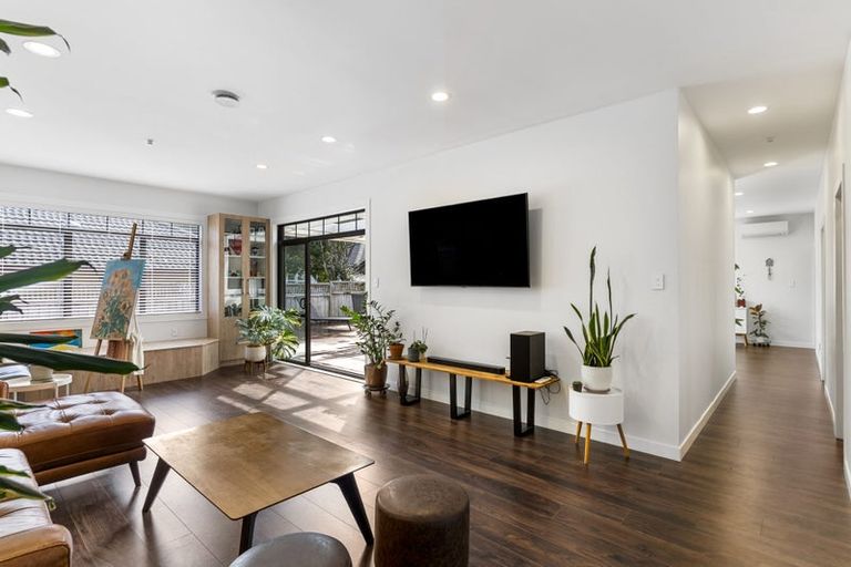 Photo of property in 33 Northwood Avenue, Albany, Auckland, 0632