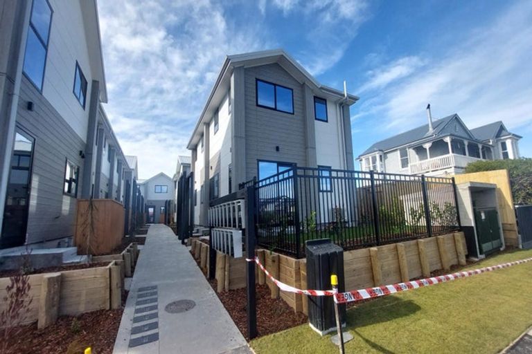 Photo of property in 1/39 Oram Avenue, New Brighton, Christchurch, 8061