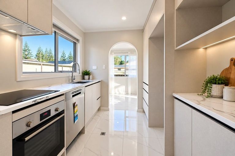 Photo of property in 66 Diorella Drive, Clover Park, Auckland, 2019