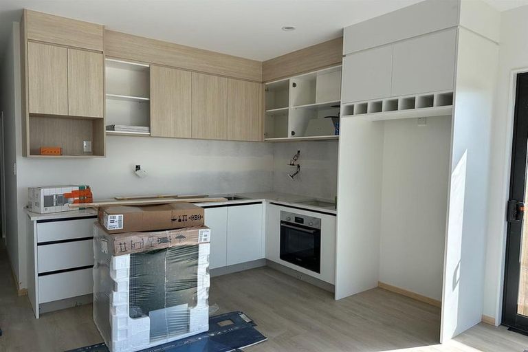 Photo of property in 45 Horokaka Street, Massey, Auckland, 0614