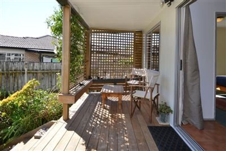 Photo of property in 14a Ross Crescent, Orewa, 0931