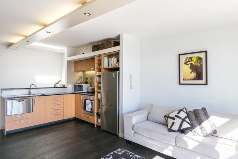 Photo of property in 5/45 Childers Terrace, Kilbirnie, Wellington, 6022