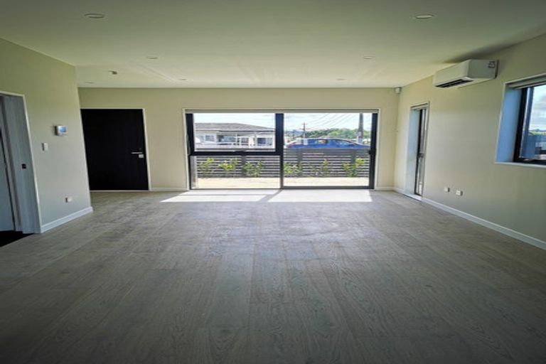 Photo of property in 113e Rathgar Road, Henderson, Auckland, 0610