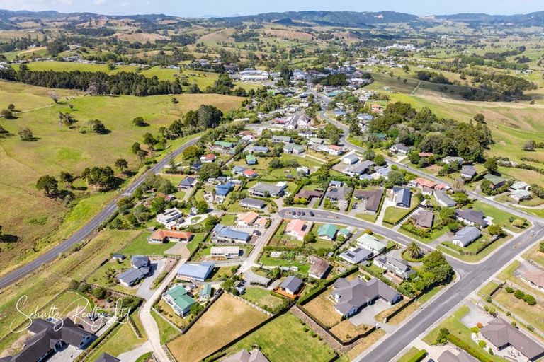 Photo of property in 4 Hebe Lane, Maungaturoto, 0520