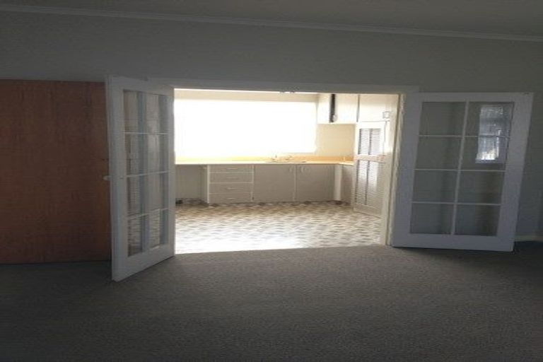 Photo of property in 9 Strathavon Road, Miramar, Wellington, 6022